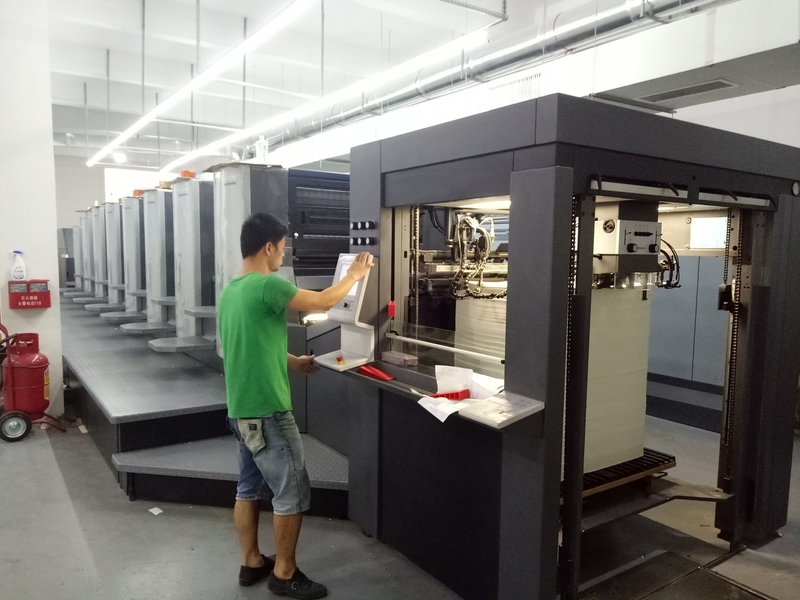 GUANGZHOU YM PACKAGE PRODUCTS CO.,LTD. línea de producción del fabricante