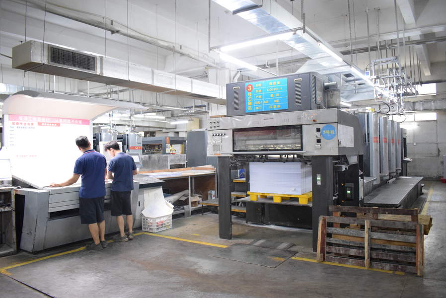 GUANGZHOU YM PACKAGE PRODUCTS CO.,LTD. línea de producción del fabricante