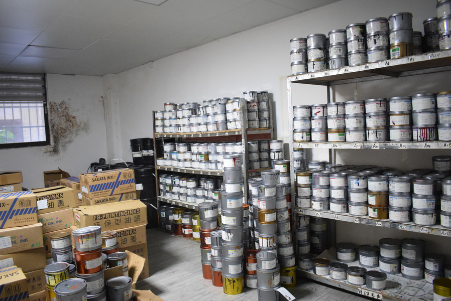 GUANGZHOU YM PACKAGE PRODUCTS CO.,LTD. línea de producción del fabricante