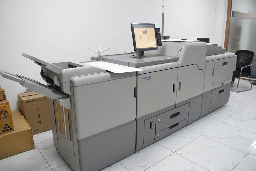 GUANGZHOU YM PACKAGE PRODUCTS CO.,LTD. línea de producción del fabricante
