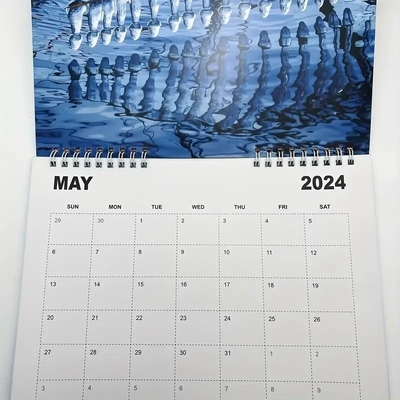 Impresión de calendario personalizado a todo color que resalta los principales días festivos de EE.UU.