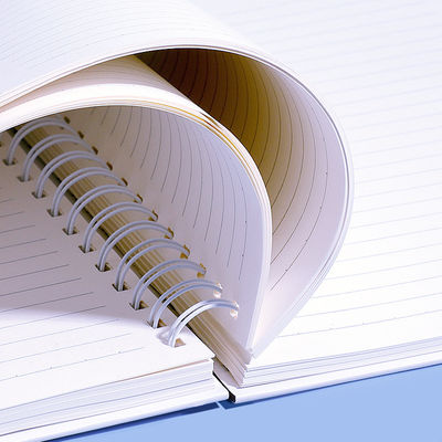 Personalice su impresión de libros de diario de 5,8 x 8,3 pulgadas con arte de portada personalizado y opción de personalización